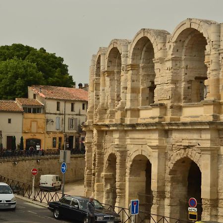 Aux Pieds Des Arenes Lejlighed Arles Eksteriør billede